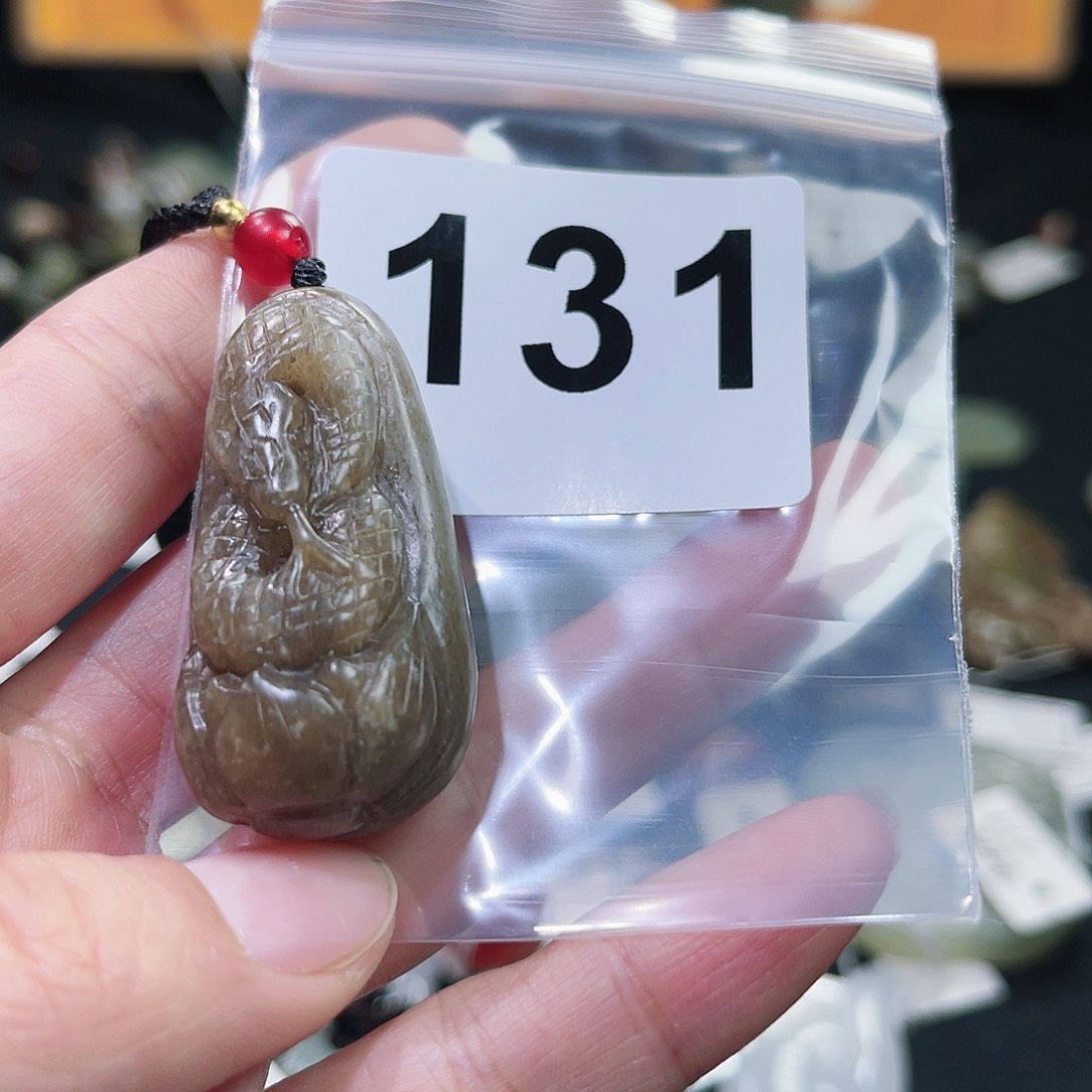 和田玉（糖玉）颈饰未镶嵌