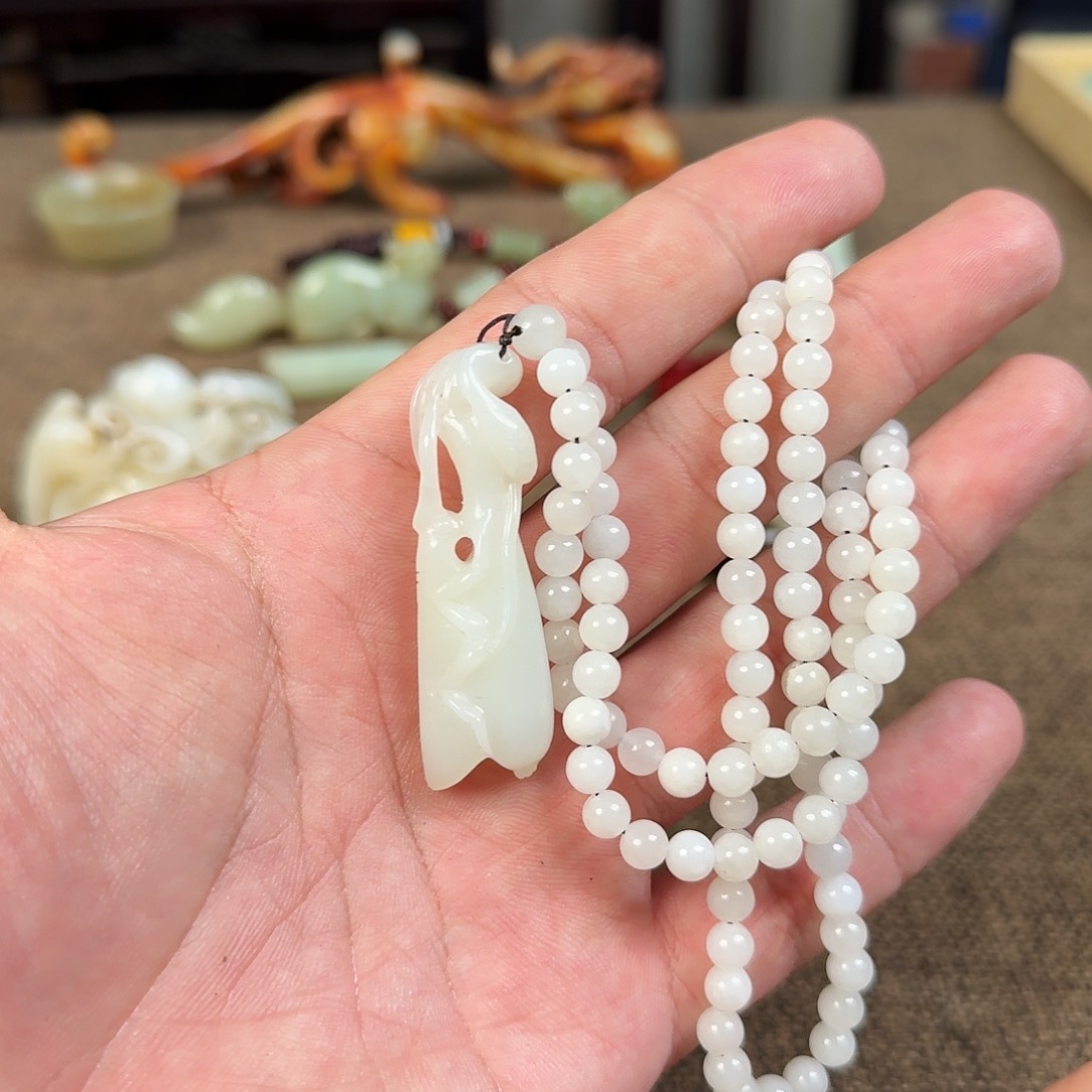 和田玉（糖玉）未镶嵌珠宝半成品田