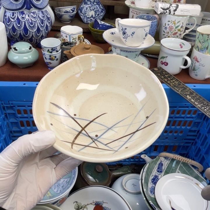 他家瓷器真美…开播了