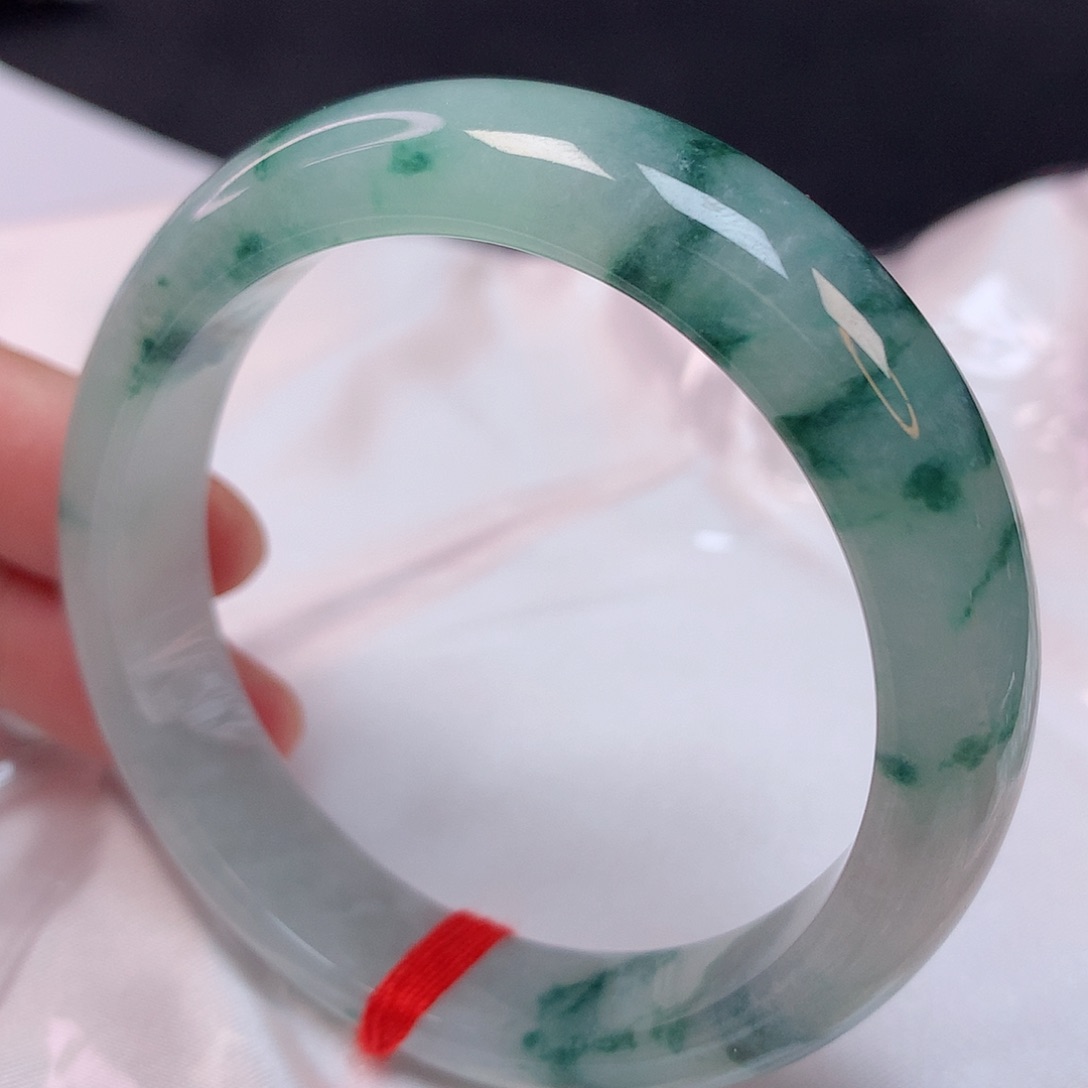 翡翠手镯（贵妃镯）未镶嵌56