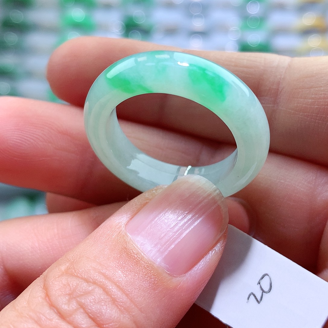 翡翠戒指未镶嵌20号