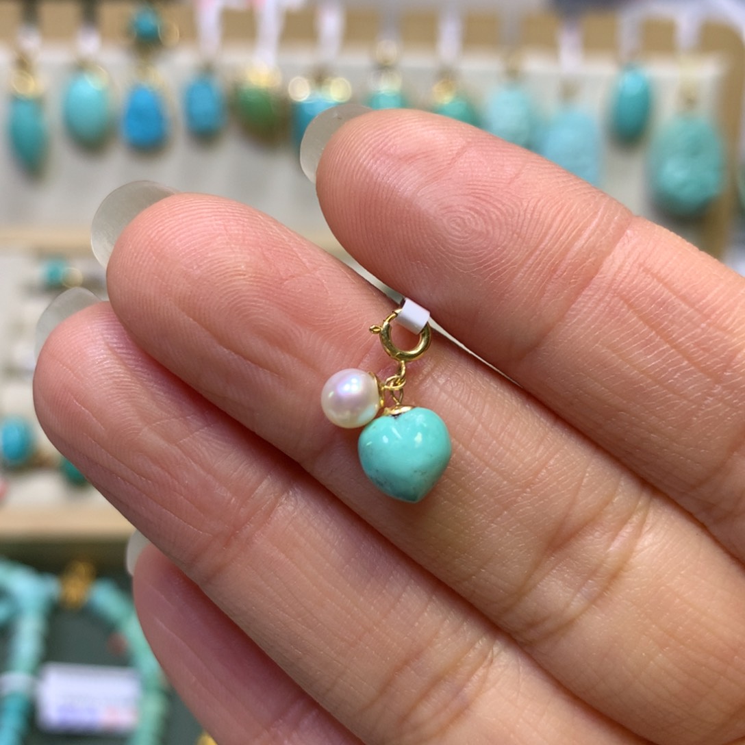 绿松石挂件18K金镶嵌