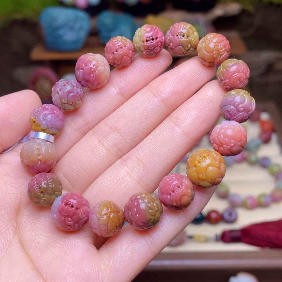 玛瑙/玉髓手串未镶嵌盐源玛瑙西瓜炫彩貔貅串