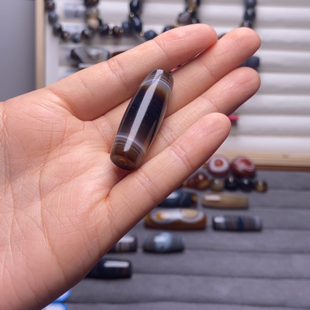 Y***佳玛瑙/玉髓合金颈饰