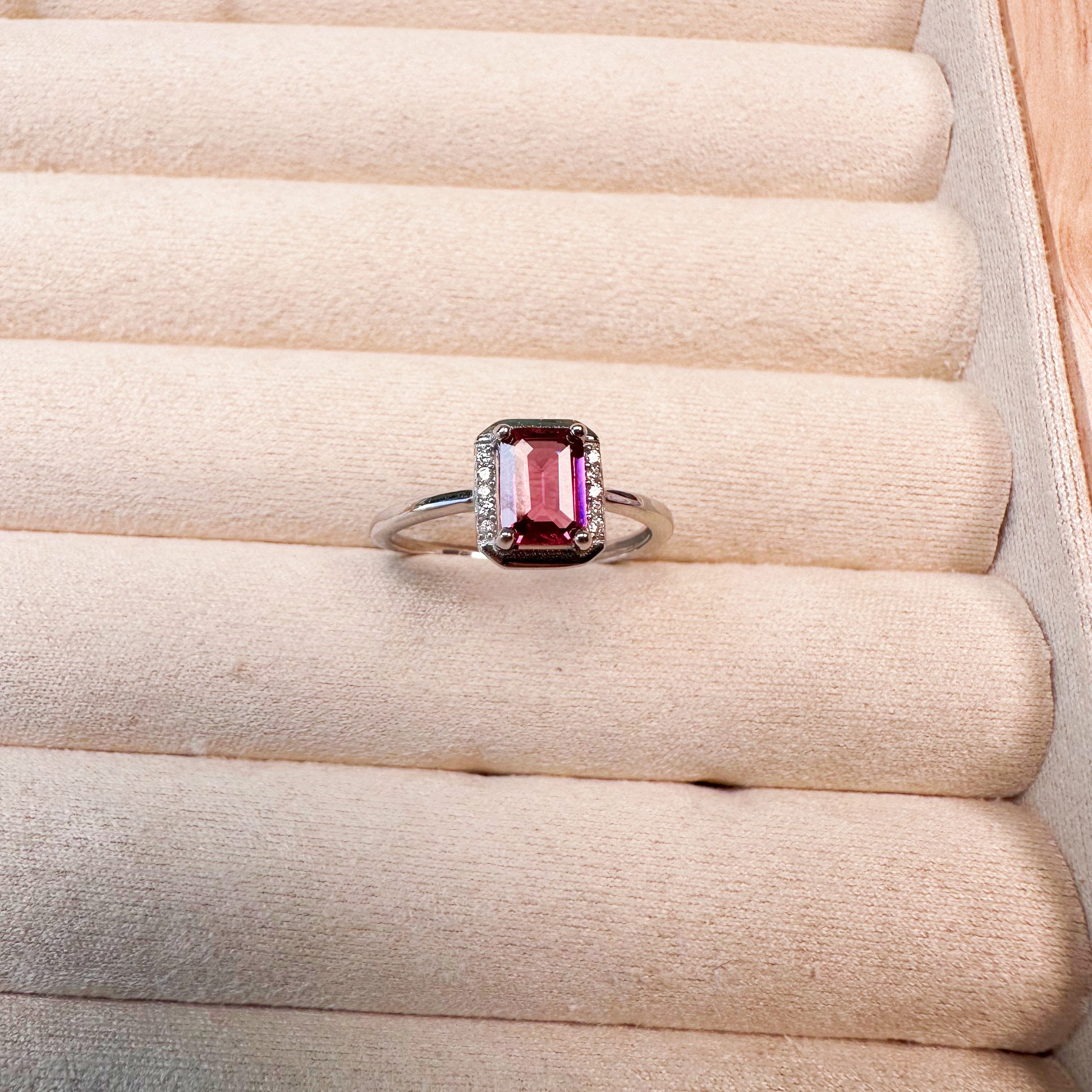 石榴石S925银镶嵌戒指节日生日礼物（多样性发其一）