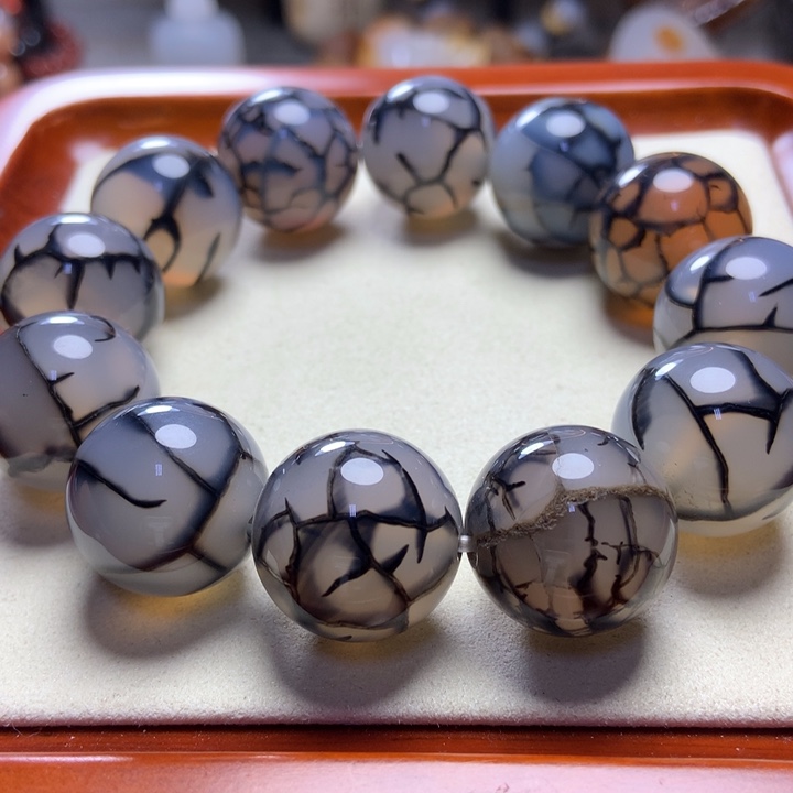 玛瑙/玉髓手串未镶嵌