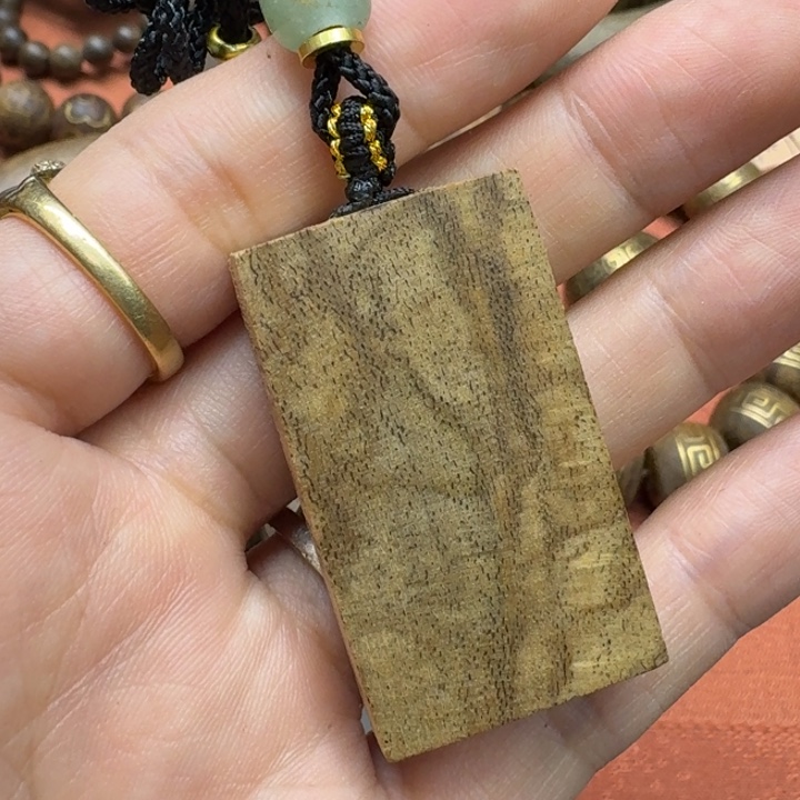 大叶紫檀（黑酸枝木类）