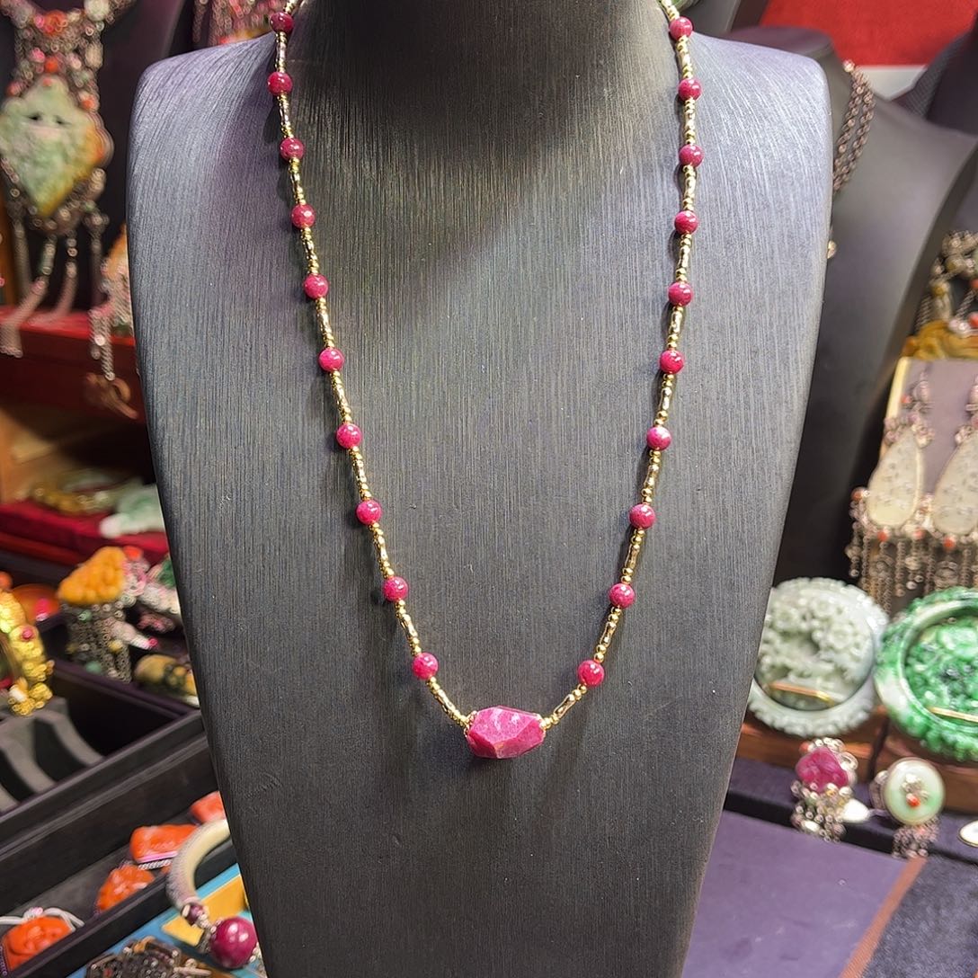 未镶嵌红宝石颈饰特价福利