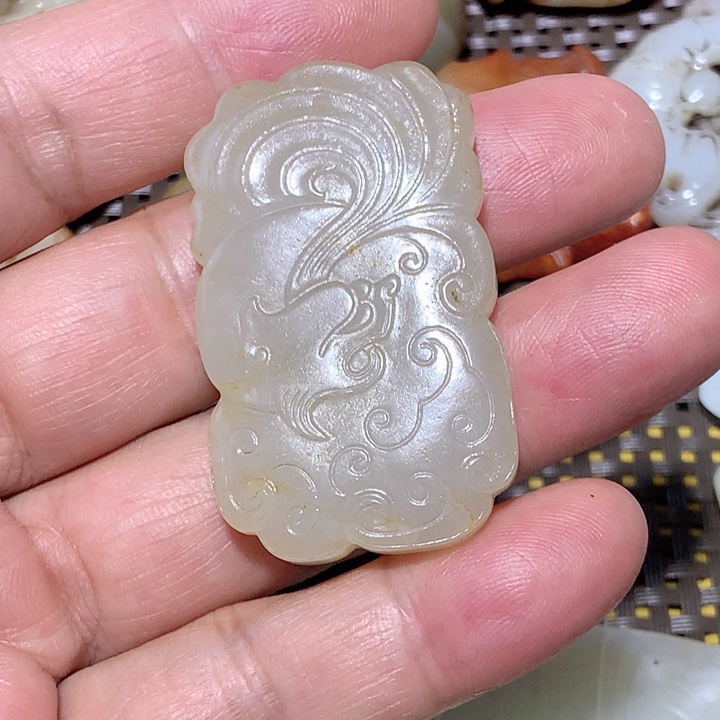 和田玉（白玉）颈饰未镶嵌忆*