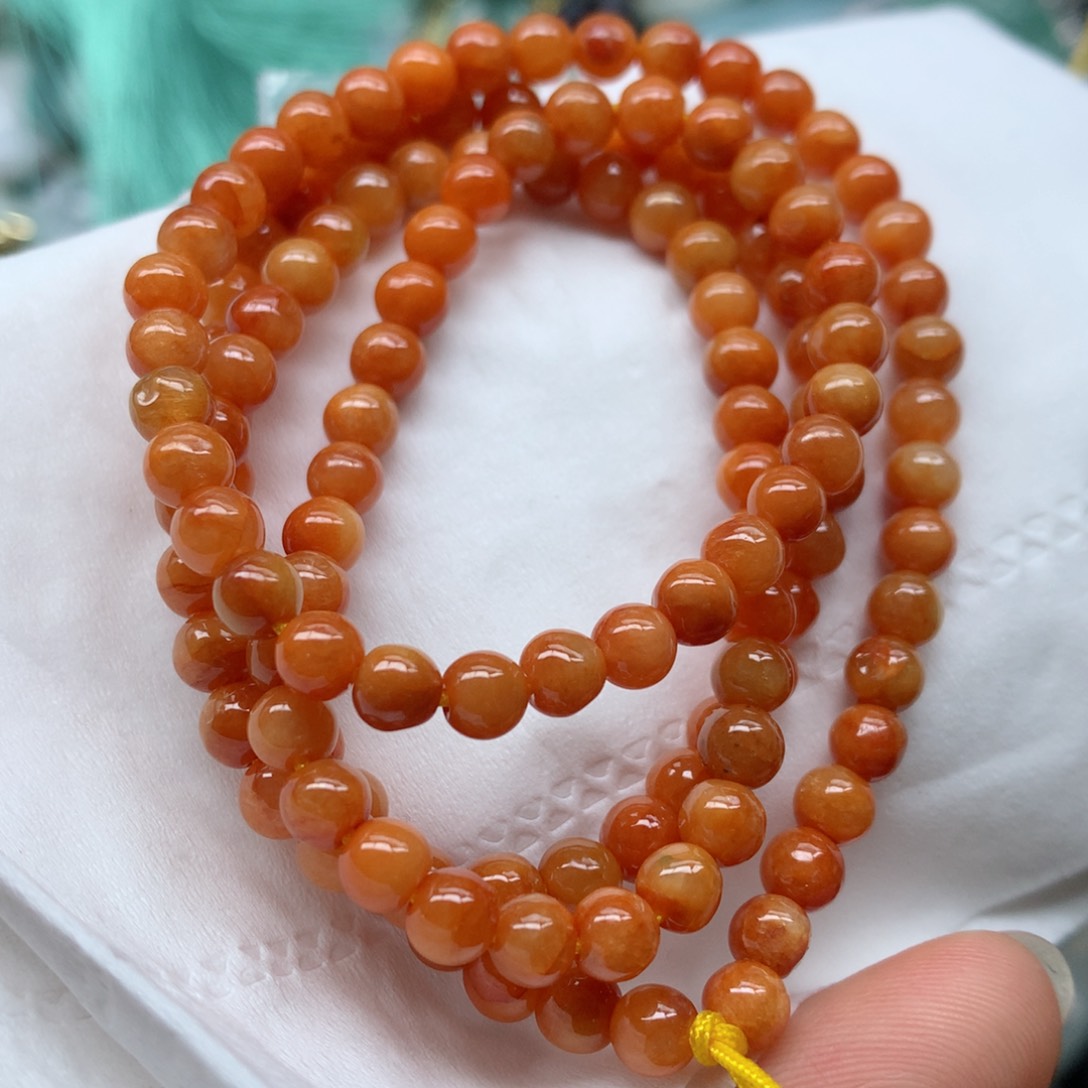 翡翠颈饰未镶嵌吊坠