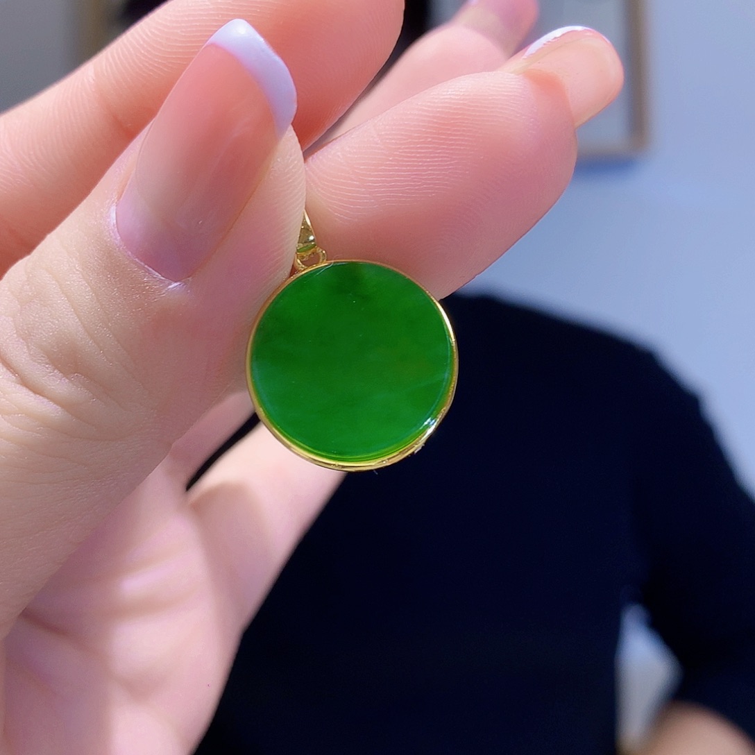 和田玉（碧玉）颈饰银S925镀金镶嵌