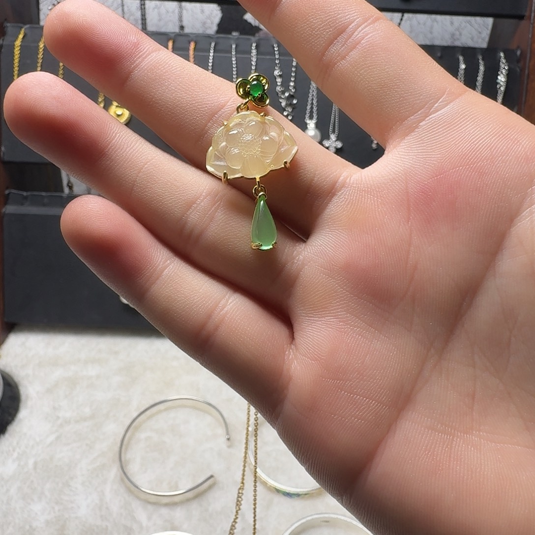 吊坠925银花岗岩荔枝冻莲花