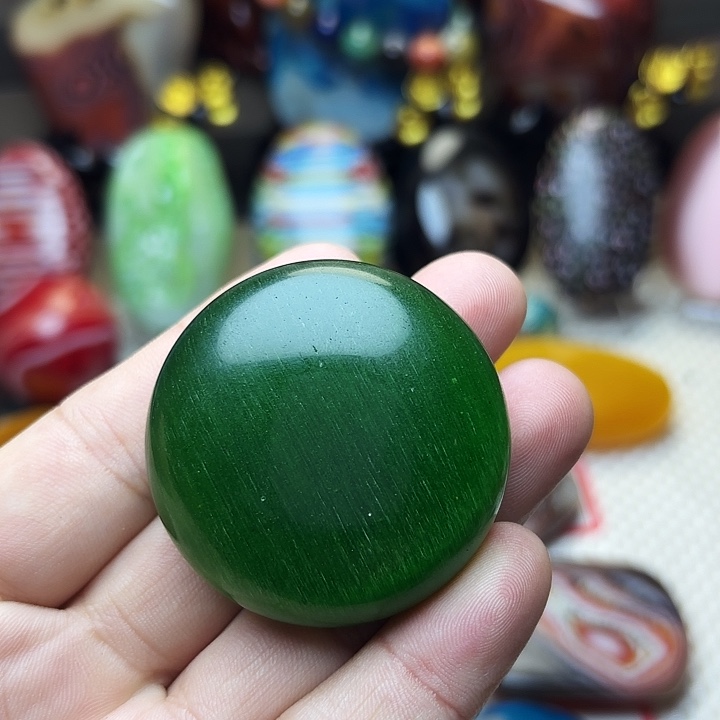 国***赏玛瑙/玉髓未镶嵌珠宝半成品