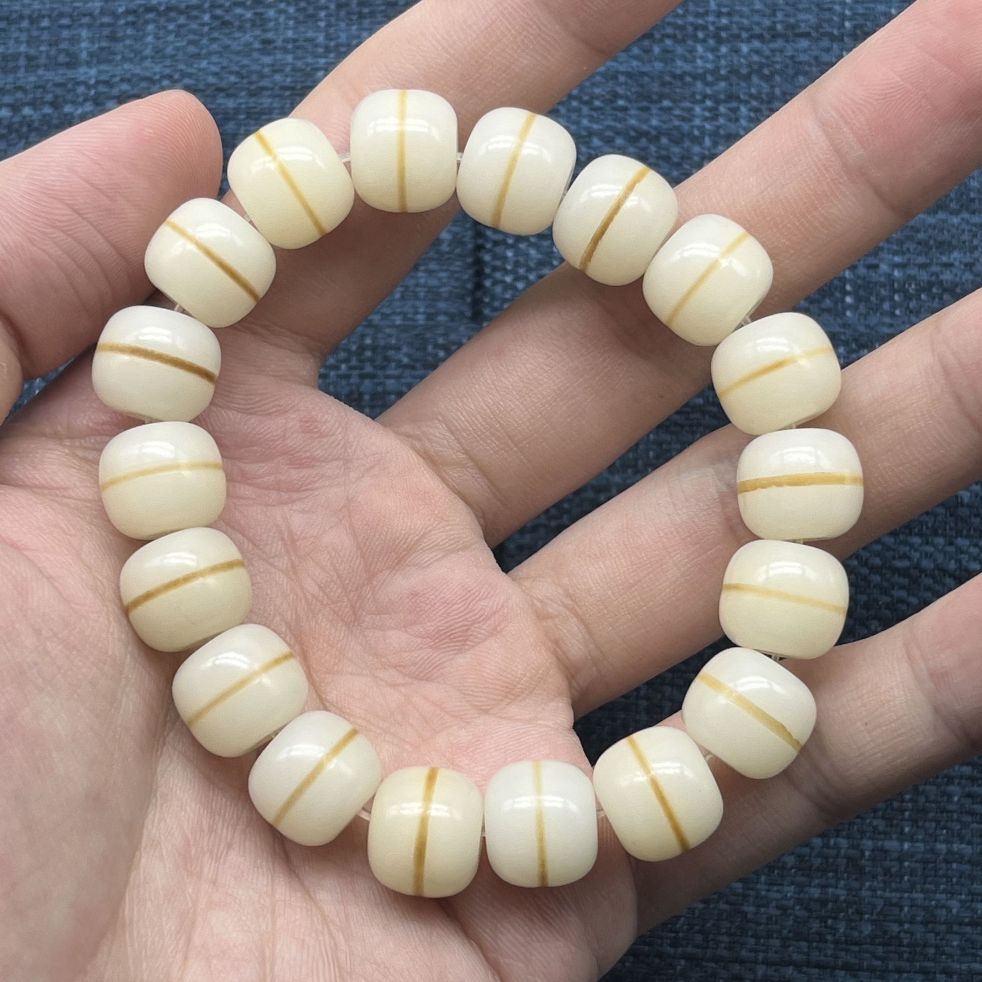 白玉菩提单圈精美手串卡11x12无礼盒 1961