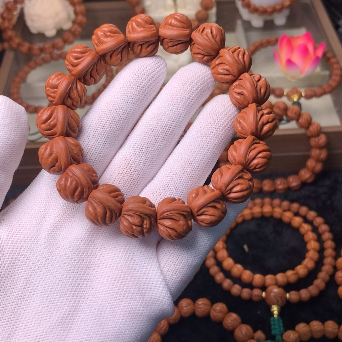 齐***～桃核吊坠双脊龙手串17 