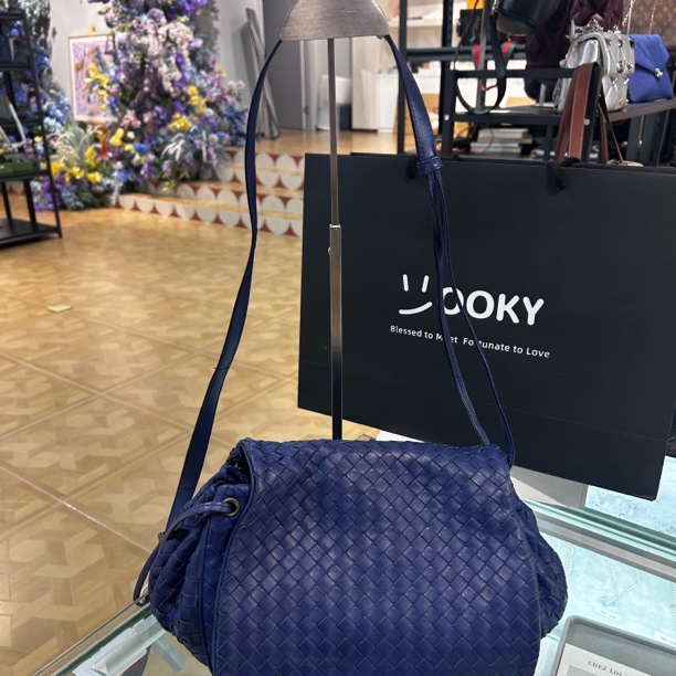 95新 BOTTEGA VENETA/葆蝶家 马鞍包蓝色编织斜挎单肩时尚百搭 