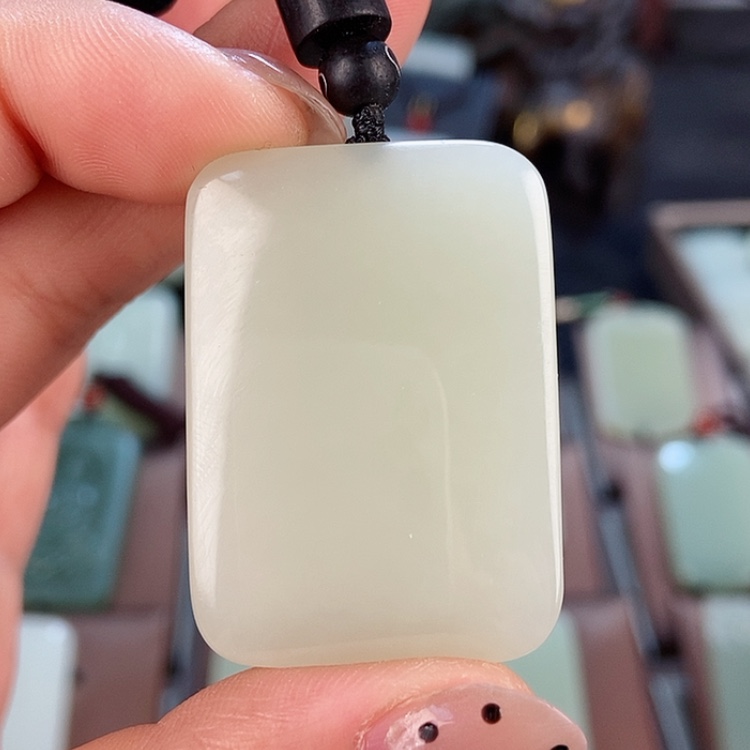 【闪购商品】和田玉颈饰未镶嵌