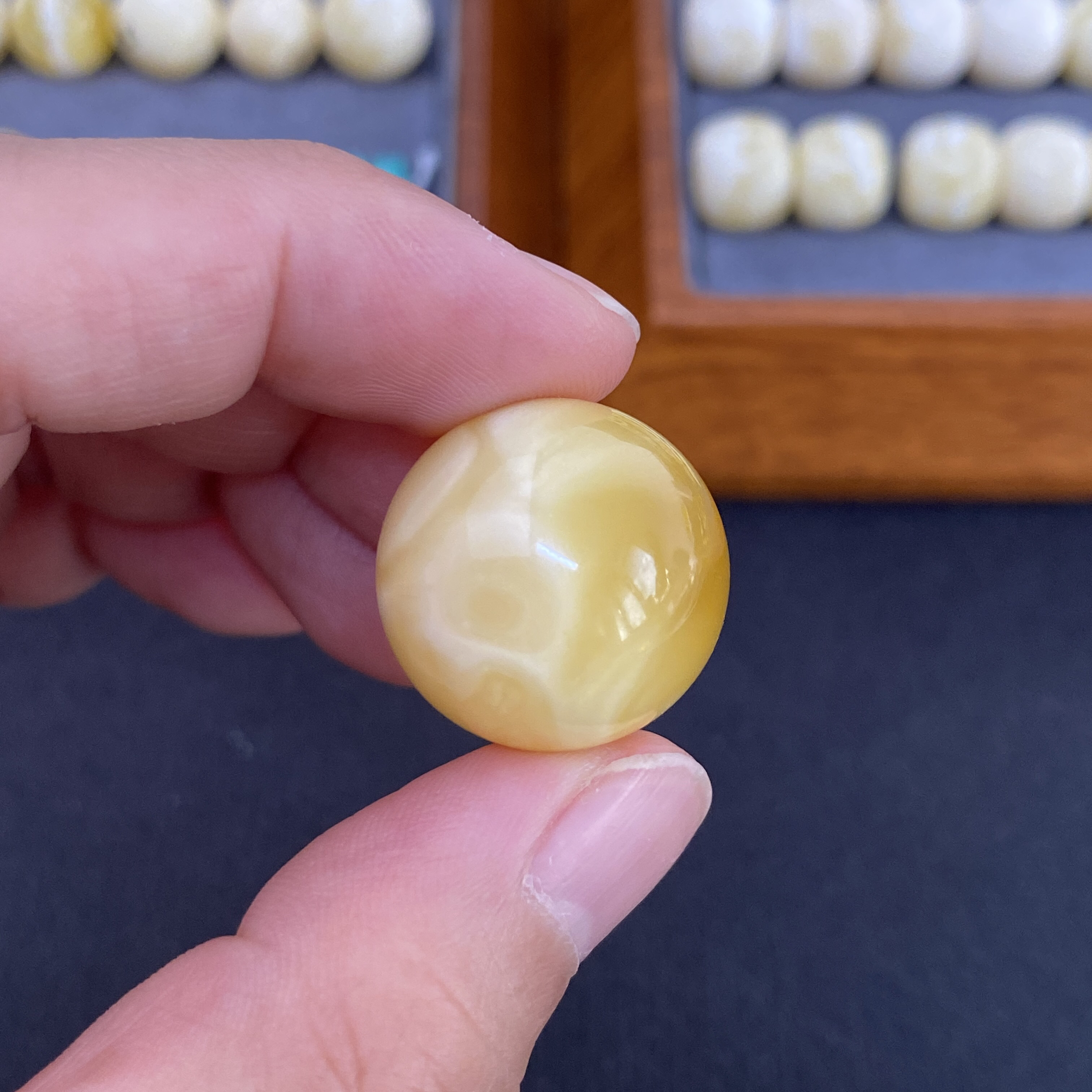 天然蜜蜡圆珠20mm锁骨珠G224猴头星月金刚文玩手串配饰单珠无优化