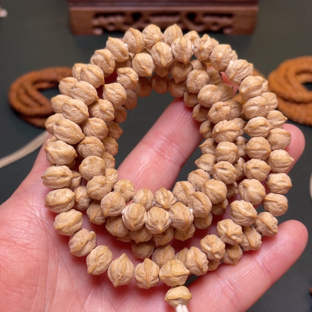 柏香籽/百香籽吊坠白牙口横打长串