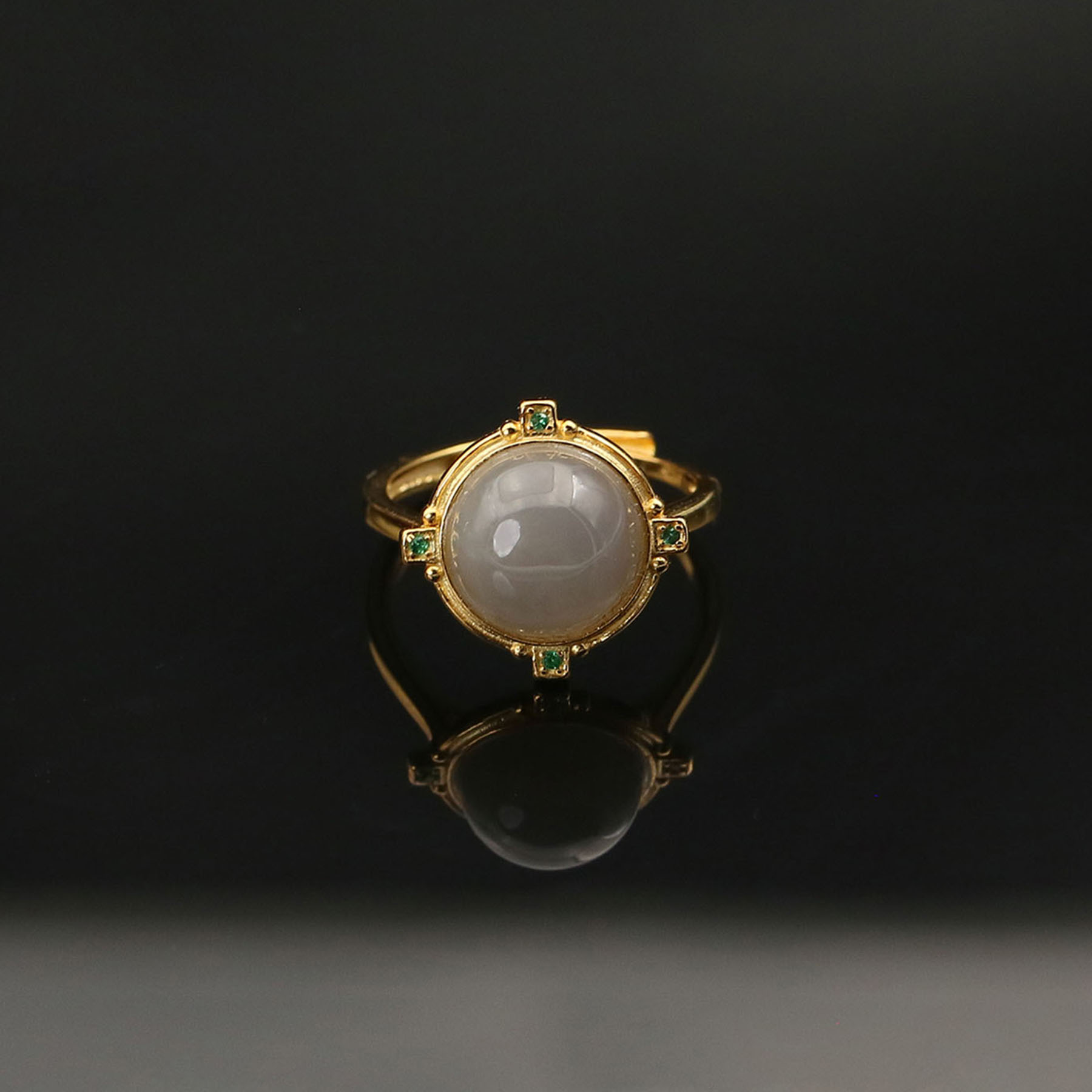 玉作和田玉 S925银烟紫圆蛋面戒指 11*11*6mm 多样性发货