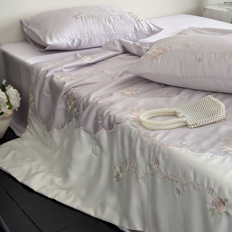 奶油紫~法式花朵刺绣60支兰精天丝夏凉被四件套冰丝空调被薄被子