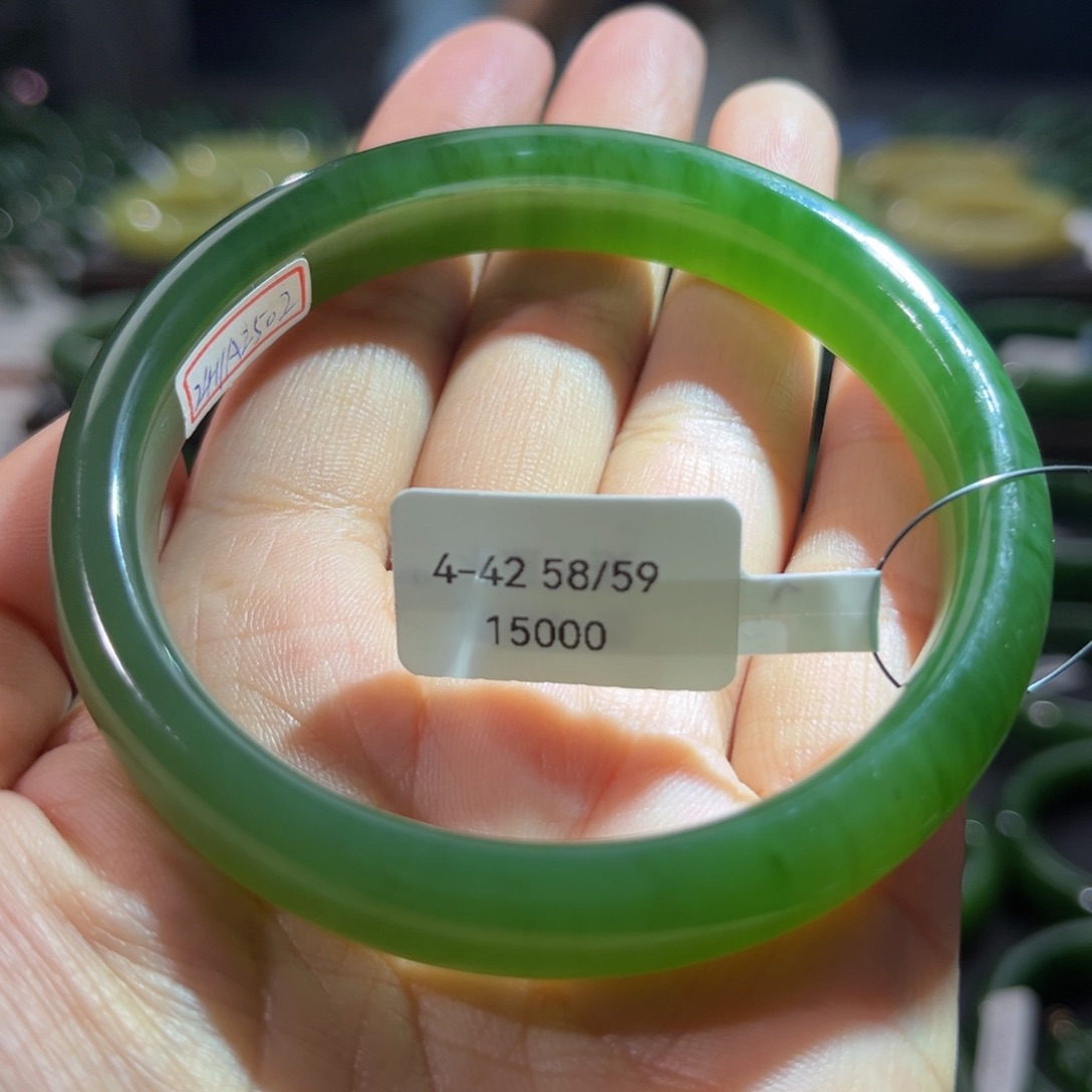 和田玉（碧玉）手镯未镶嵌