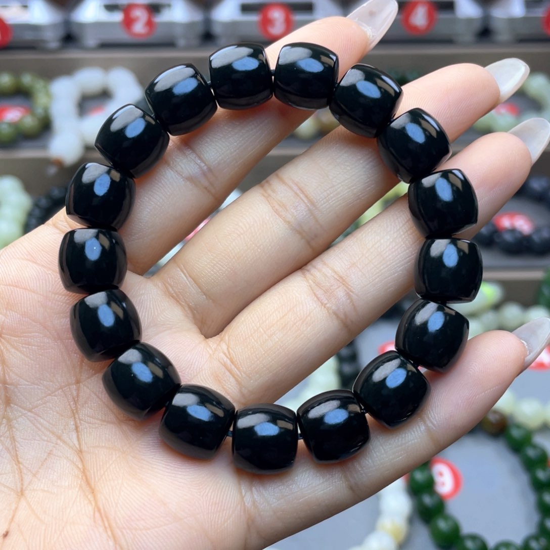 和田玉手串未镶嵌