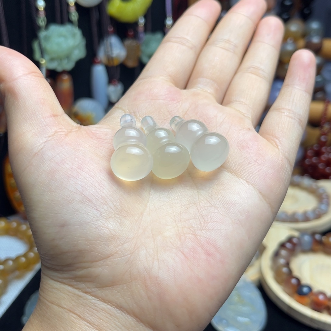 玛瑙/玉髓未镶嵌吊坠(不含链)