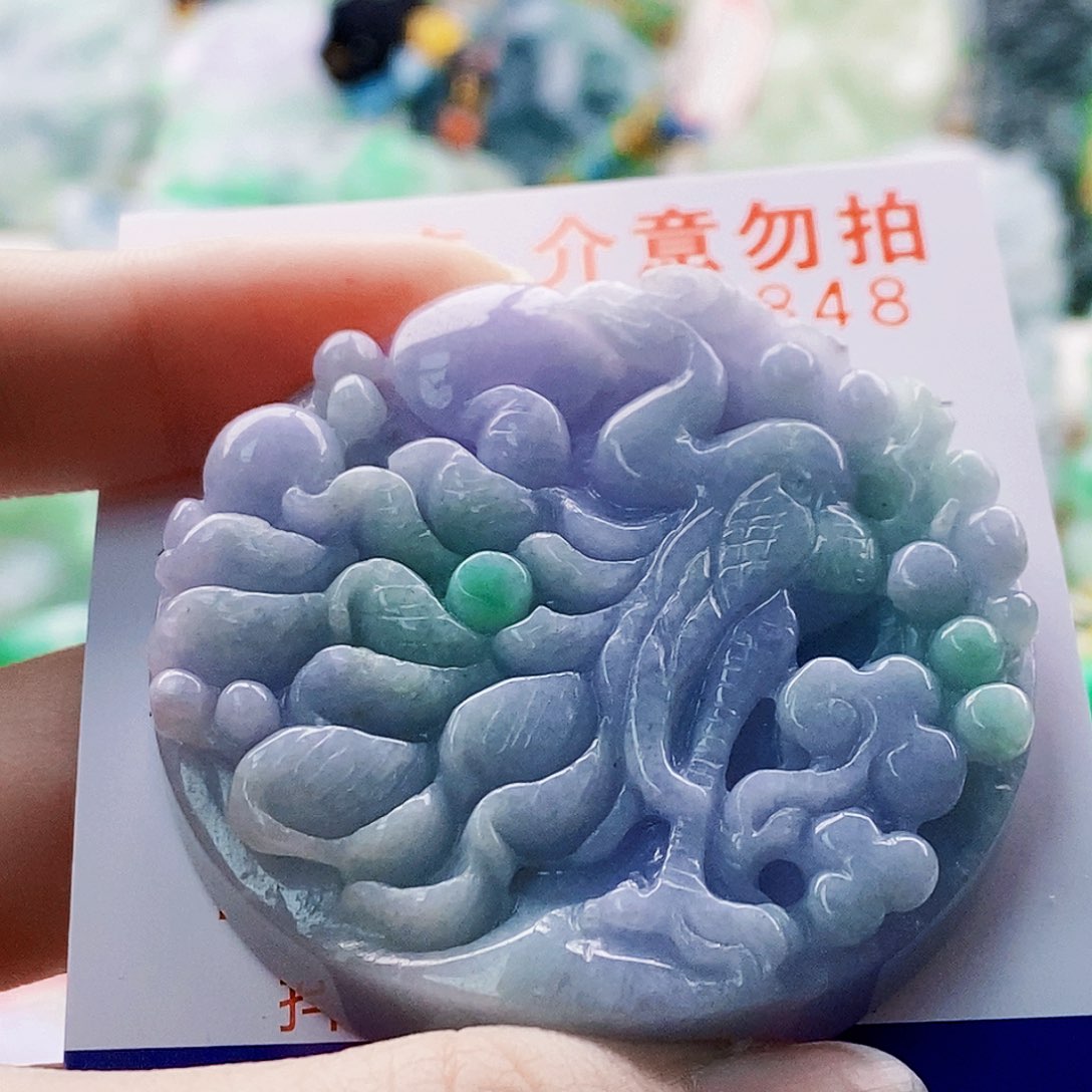 吊坠(不含链)未镶嵌翡翠