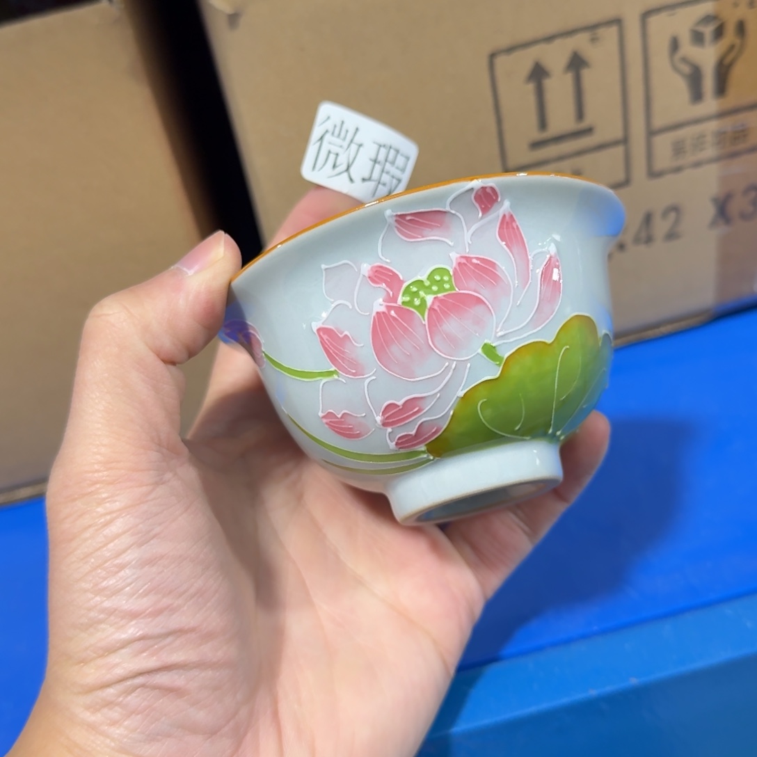釉下手绘茶具微瑕