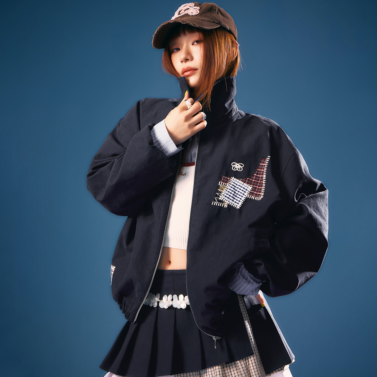 CHUU翻领设计格纹贴布设计减龄感宽松韩系休闲外套GHJB009Z