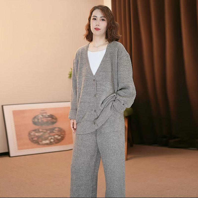 BEIMAN半边绒秋冬假两件家居服套装可外穿精致保暖成人套装