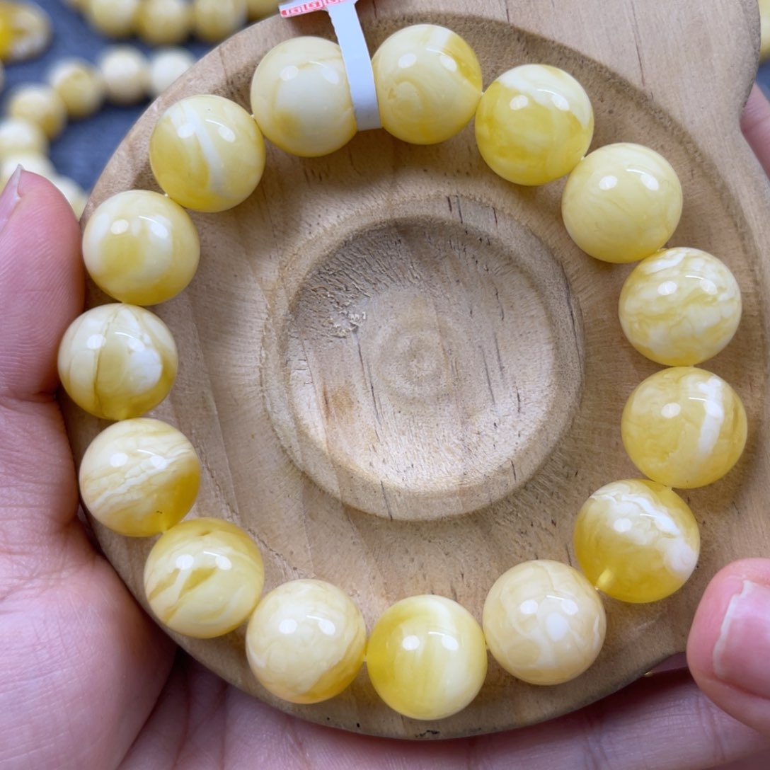 琥珀裸石未镶嵌尺寸14