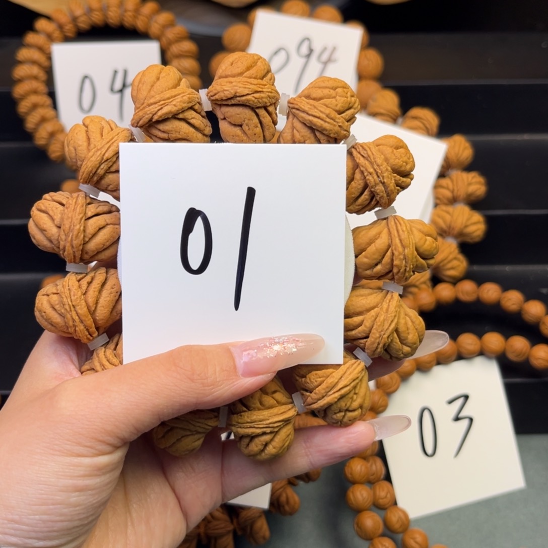 桃核手串27霸王龙手串