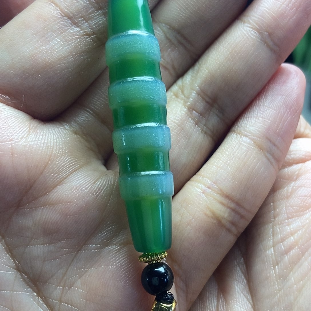 玛瑙/玉髓颈饰未镶嵌老*爆