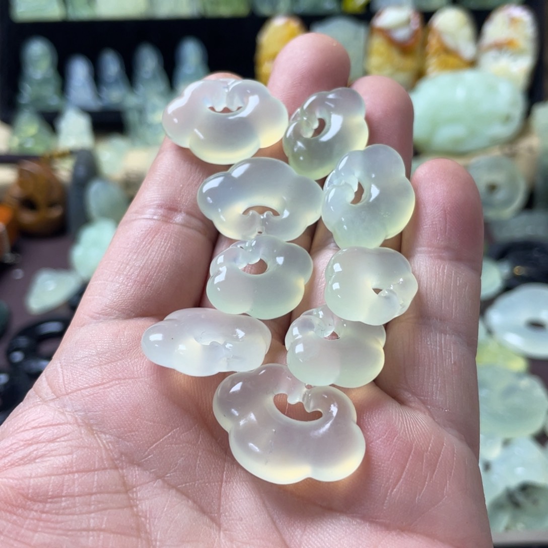 蛇纹石玉颈饰未镶嵌任选一个