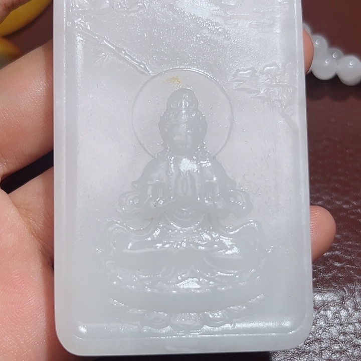 张***清和田玉未镶嵌颈饰