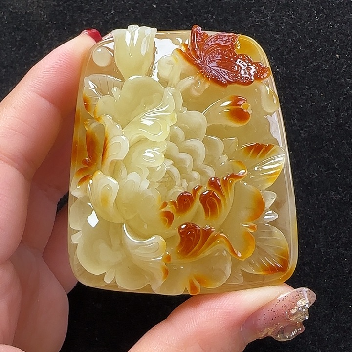 蜜蜡珠宝奇石未镶嵌