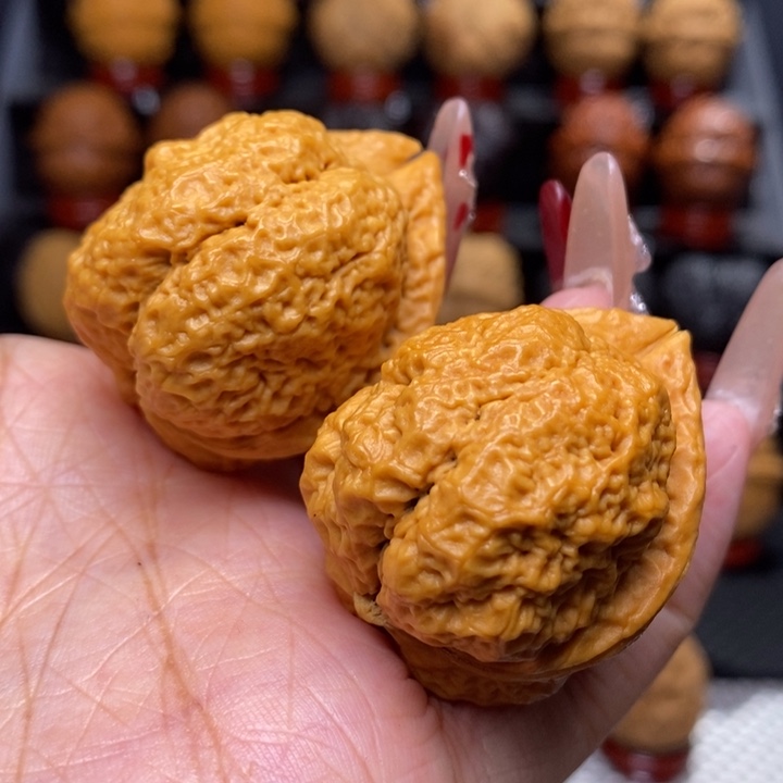 文玩核桃把件三羊王24号