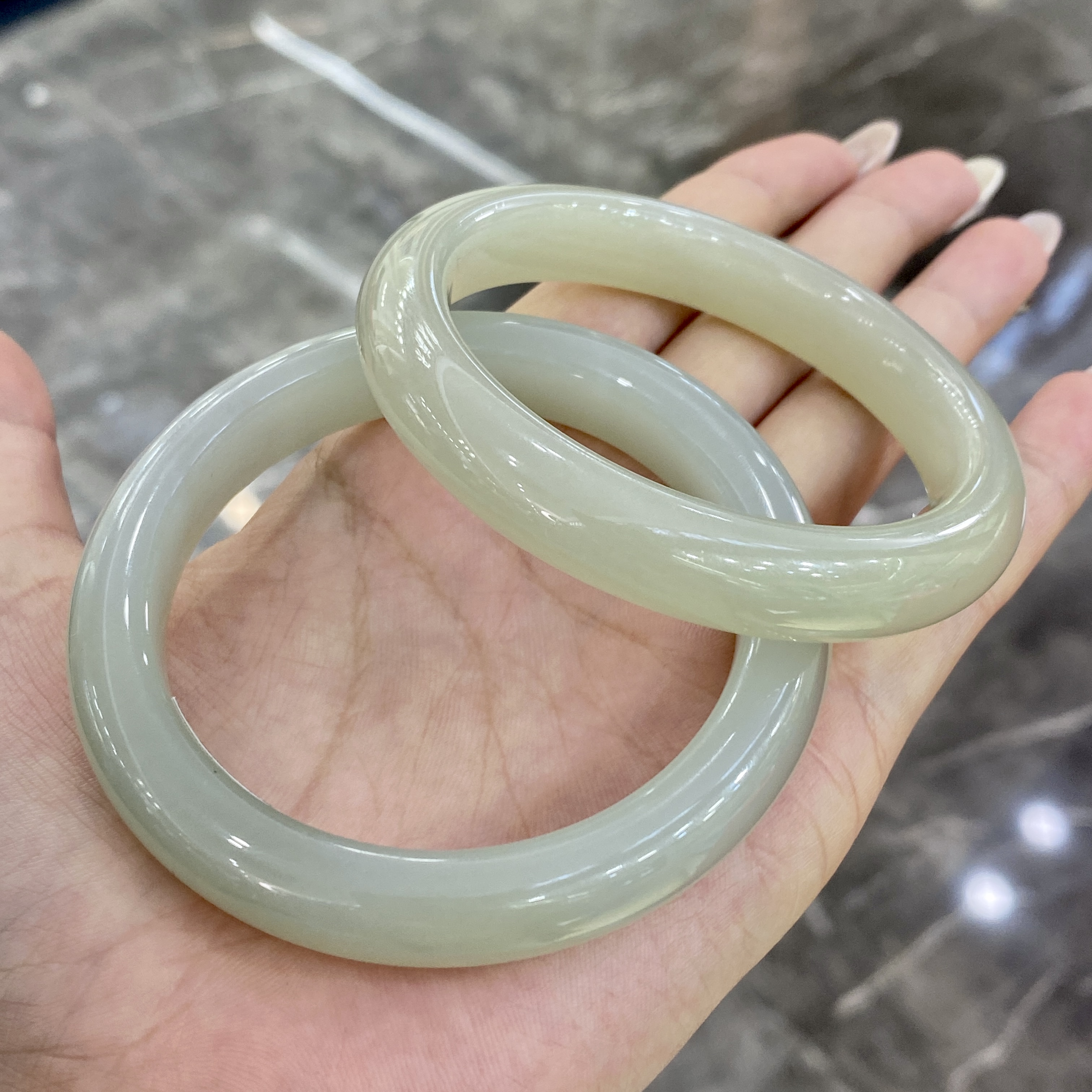 【小宝珠宝】29 S37120-和田玉手镯-多样性发一件-11*8mm