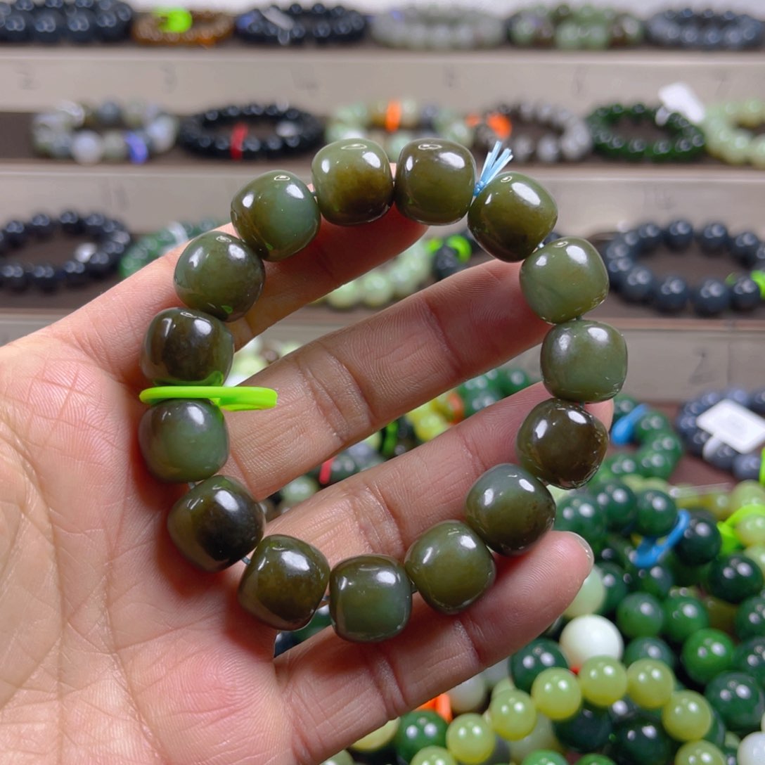 和田玉手链未镶嵌