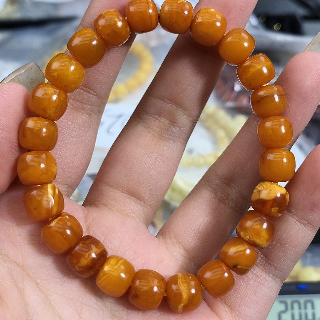 未镶嵌琥珀珠宝奇石