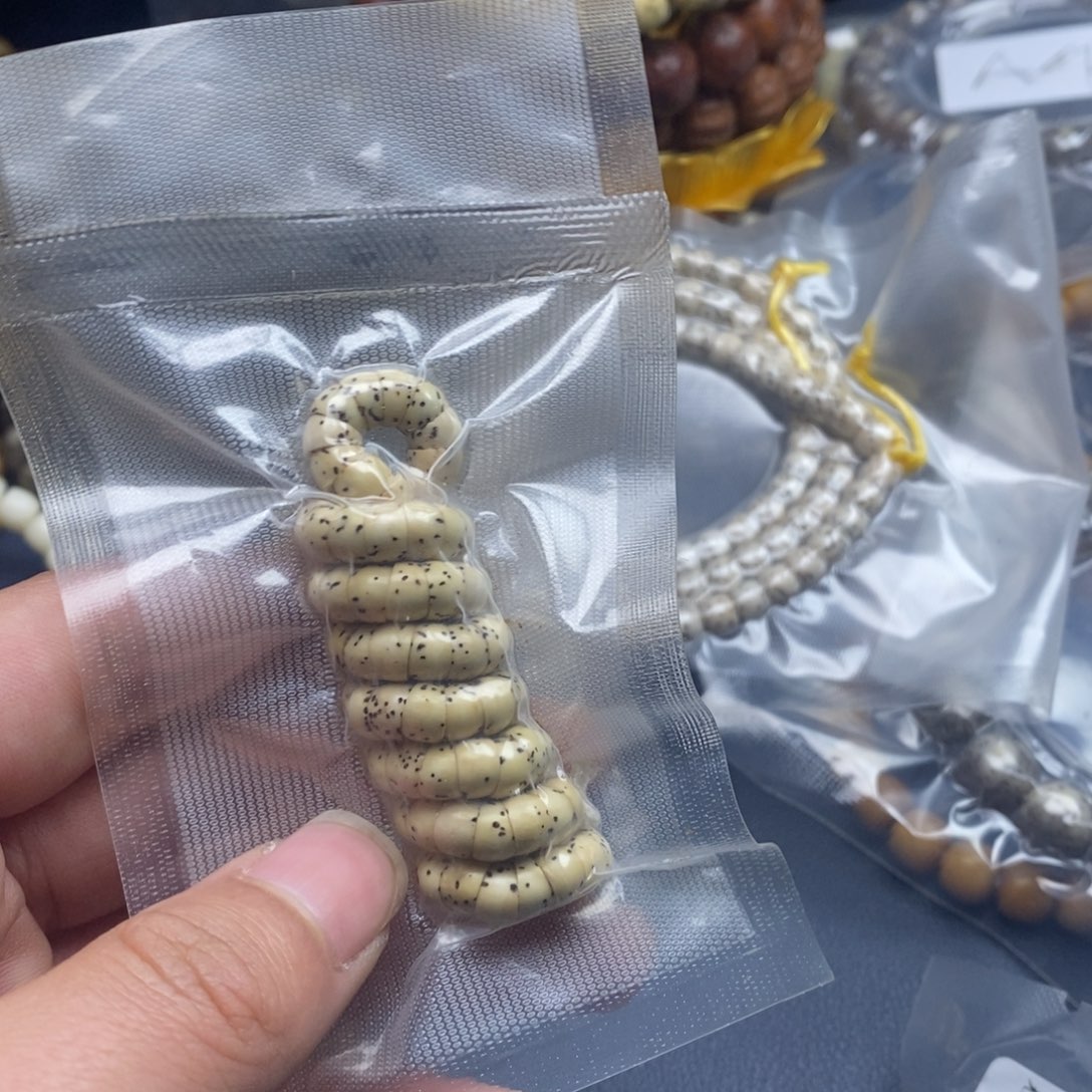 星月菩提手串隔***。6数星星大肠