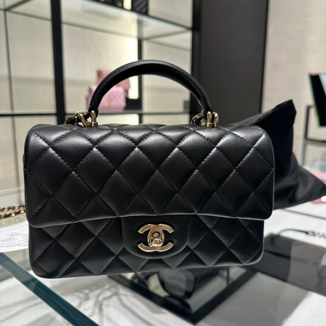 未使用 Chanel/香奈儿 26c新款手柄黑金cf大mini口盖包单肩