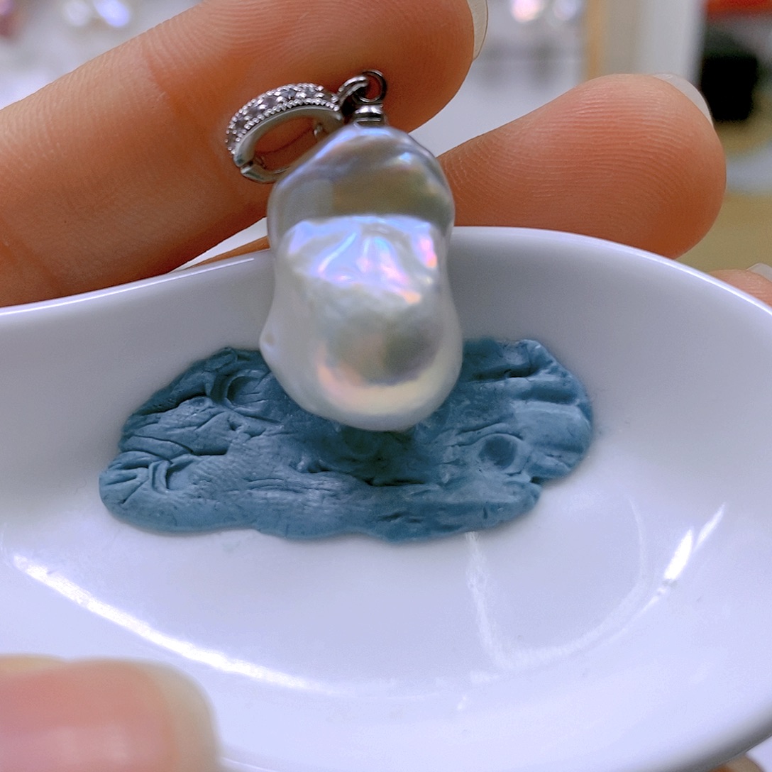 淡水珍珠颈饰合金