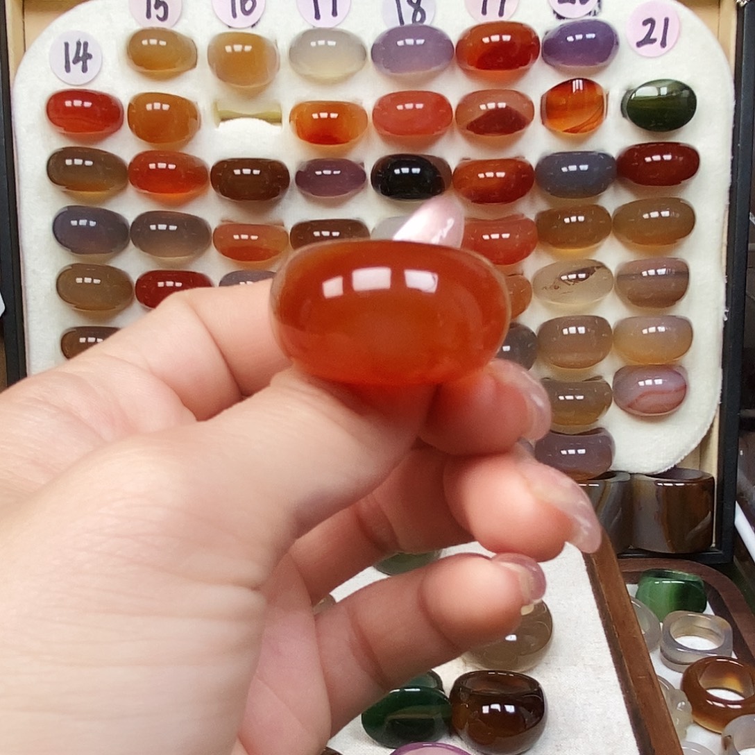 我***姐玛瑙/玉髓未镶嵌戒指