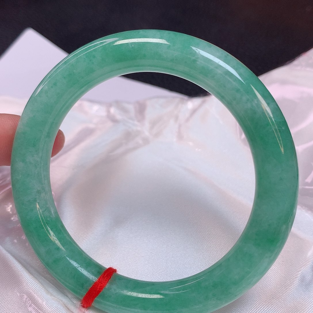 翡翠手镯未镶嵌58 翡翠手镯