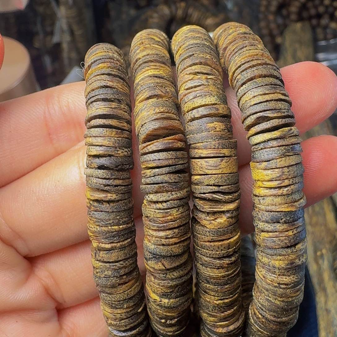 沉香手串沉水红油虫漏卡八多样性发一