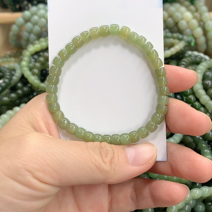 丢***丢和田玉未镶嵌珠宝奇石