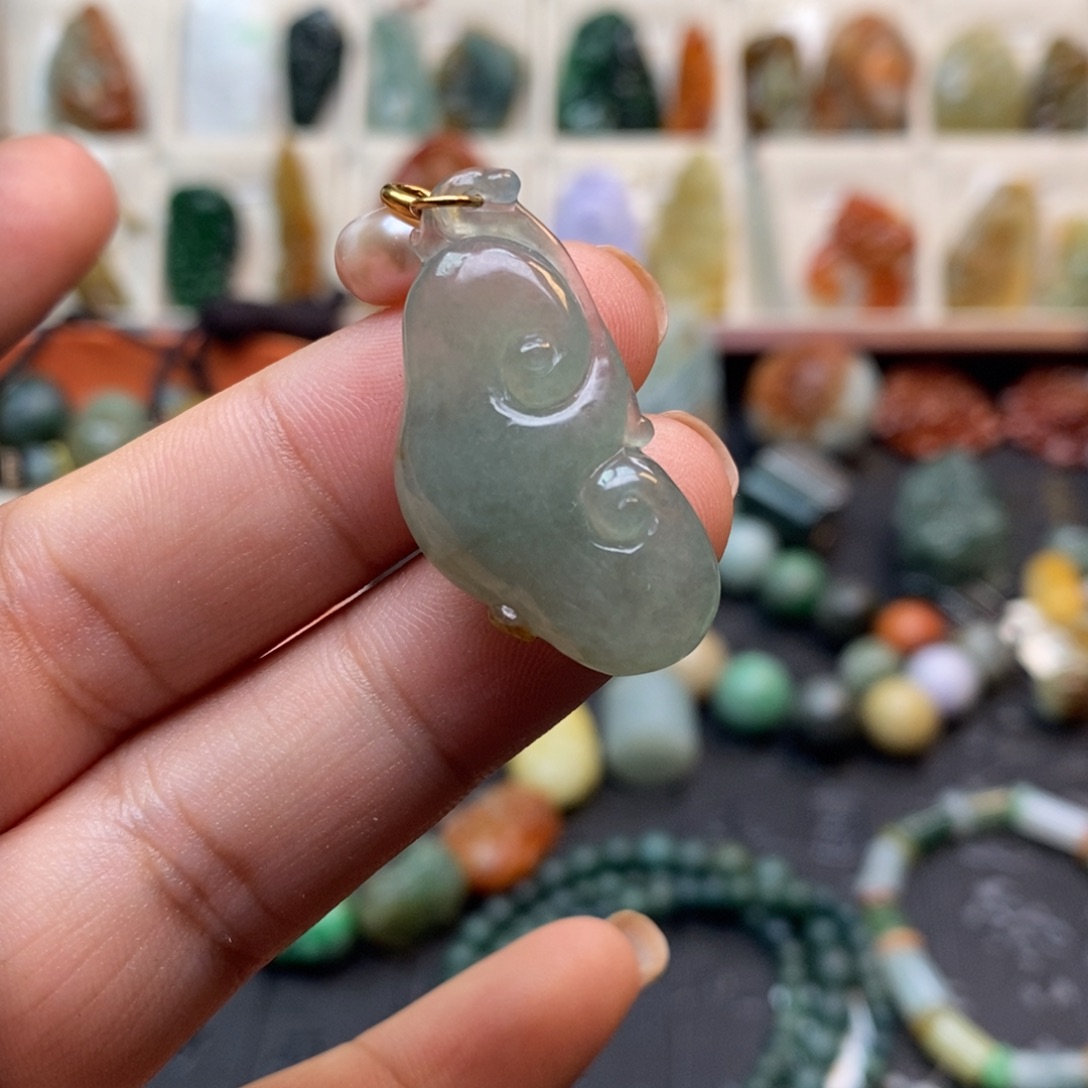翡翠未镶嵌吊坠(不含链)